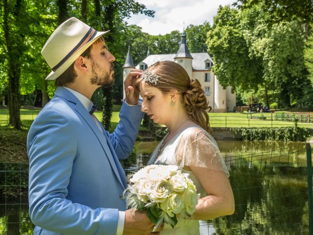 Le mariage de Jérôme et Mélanie à Louchy-Montfand, Allier 8