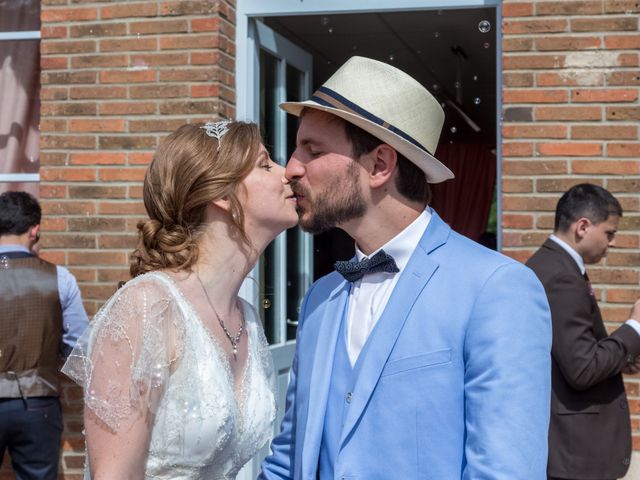 Le mariage de Jérôme et Mélanie à Louchy-Montfand, Allier 14