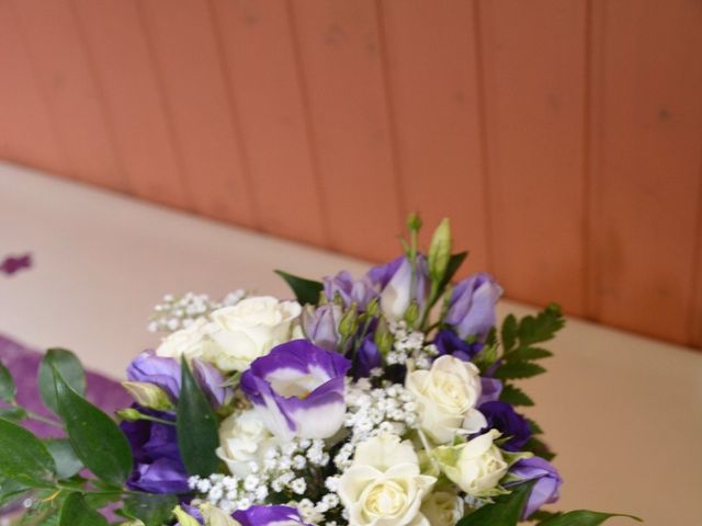 Le mariage de Richard et Marie  à Orchamps-Vennes, Doubs 7