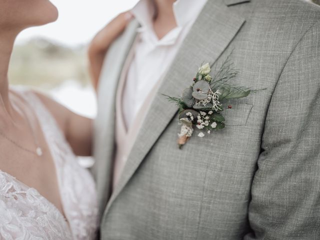 Le mariage de Kévin et Emeline à Soullans, Vendée 41