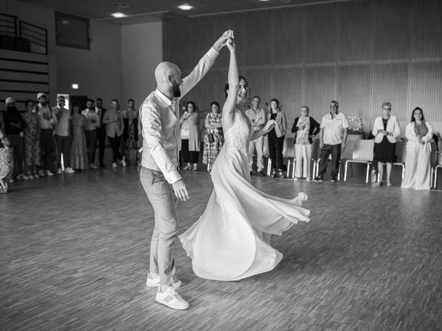 Le mariage de Kévin et Emeline à Soullans, Vendée 56