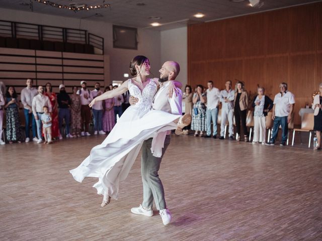 Le mariage de Kévin et Emeline à Soullans, Vendée 57