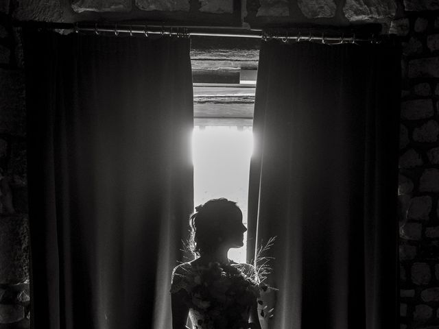 Le mariage de Kamille et Agnes à Porte-Joie, Eure 1
