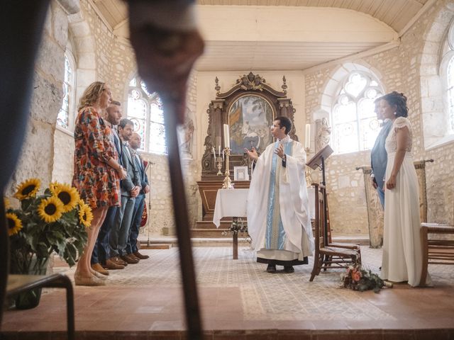 Le mariage de Kamille et Agnes à Porte-Joie, Eure 31