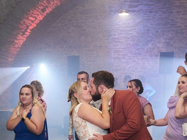 Le mariage de Pierre et Marina à Arandon-Passins, Isère 206