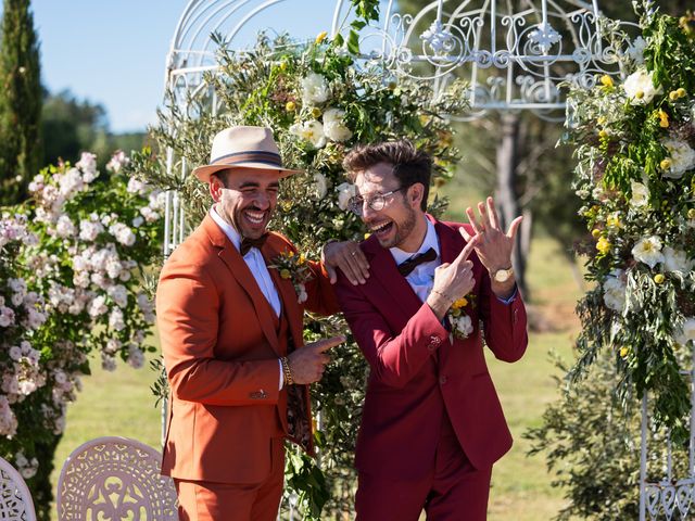 Le mariage de Franck et Benoit à Robion, Vaucluse 4