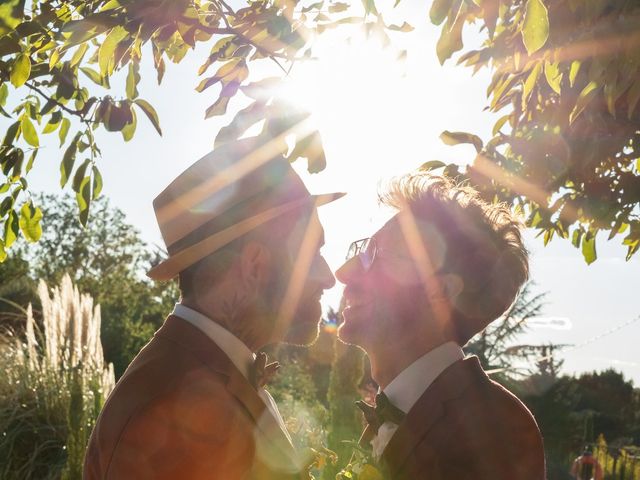 Le mariage de Franck et Benoit à Robion, Vaucluse 57