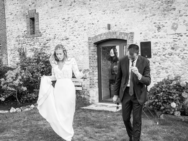 Le mariage de Edouard et Julie à Saint-Symphorien-le-Château, Eure-et-Loir 24