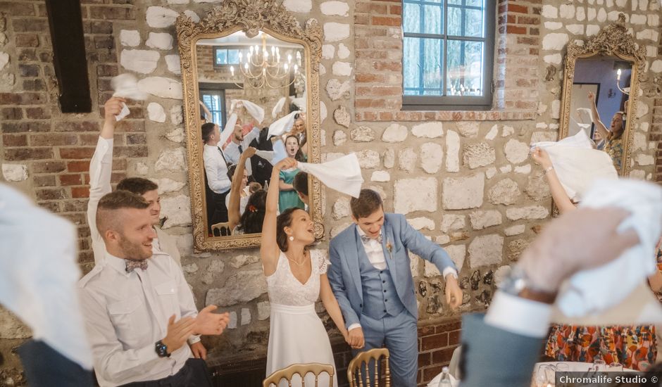 Le mariage de Kamille et Agnes à Porte-Joie, Eure