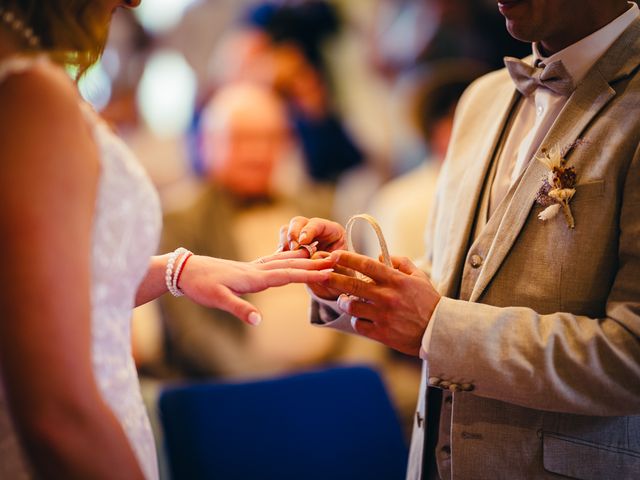 Le mariage de Alexis et Louise à Thannenkirch, Haut Rhin 6