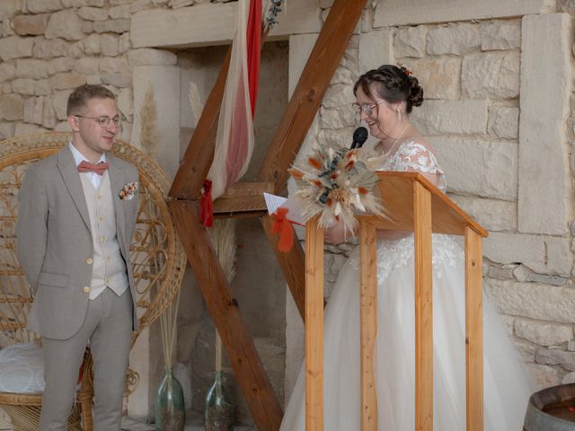 Le mariage de Nils et Alison à Montbellet, Saône et Loire 12