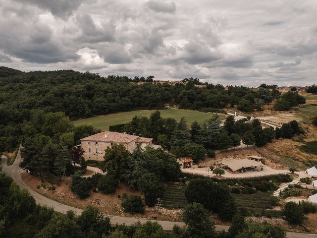 Le mariage de Joan et Mélanie à Colombier-le-Jeune, Ardèche 1