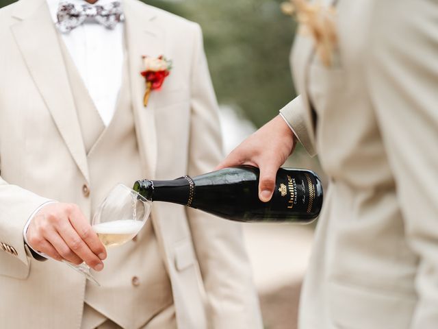 Le mariage de Joan et Mélanie à Colombier-le-Jeune, Ardèche 10
