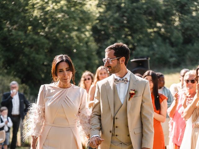 Le mariage de Joan et Mélanie à Colombier-le-Jeune, Ardèche 32