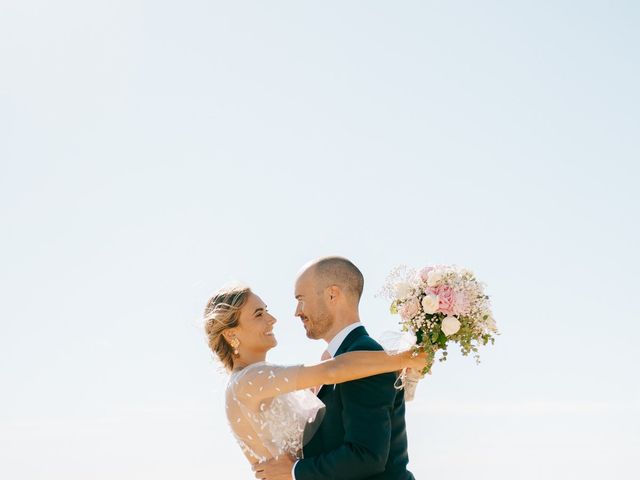 Le mariage de Paul et Laura à Arès, Gironde 23