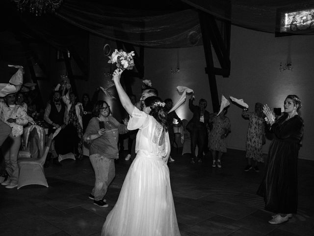 Le mariage de Thomas et Charlène à Savigneux, Loire 41