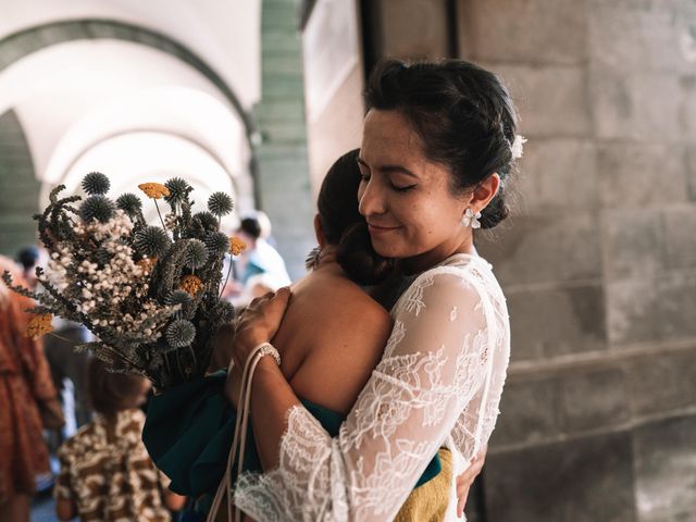 Le mariage de Adrien et Jaquie à Aydat, Puy-de-Dôme 6