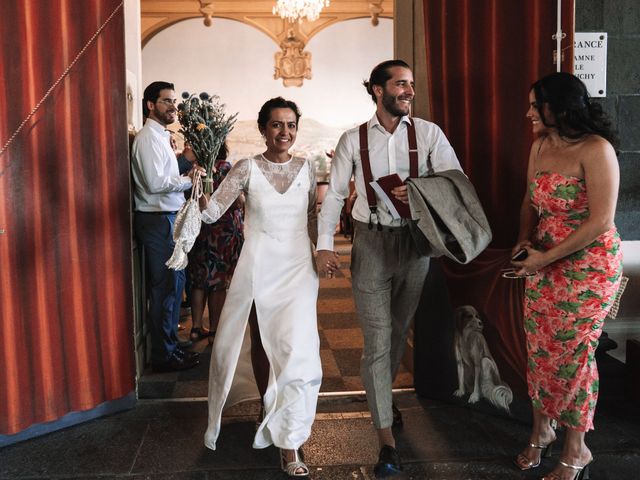 Le mariage de Adrien et Jaquie à Aydat, Puy-de-Dôme 15