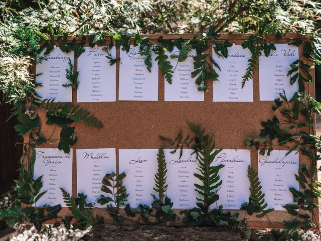 Le mariage de Adrien et Jaquie à Aydat, Puy-de-Dôme 40