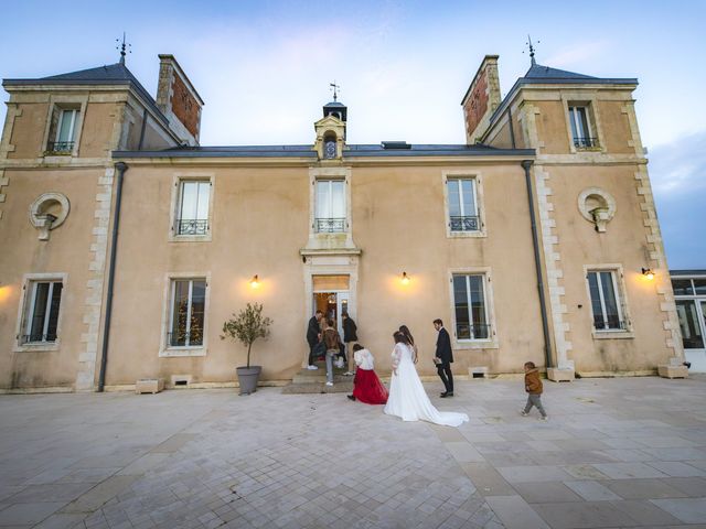 Le mariage de Pierre et Laura à Nieul-sur-Mer, Charente Maritime 27