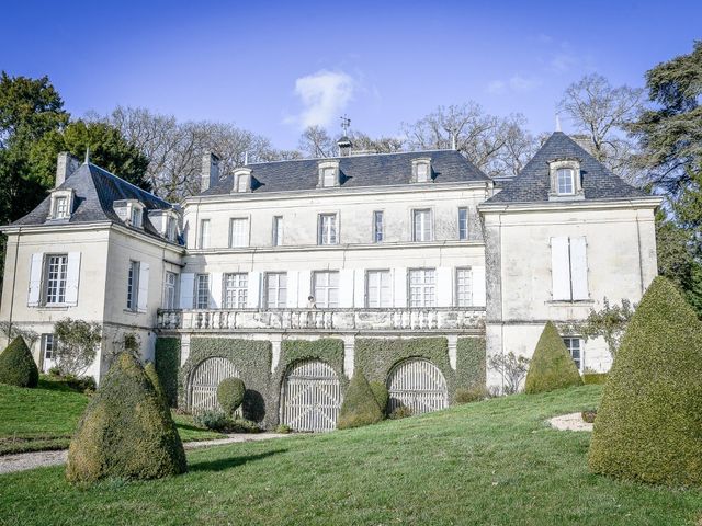 Le mariage de Christophe  et Adélaïde  à Jaunay-Clan, Vienne 1