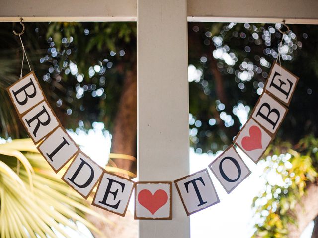 Le mariage de Dimitri et Marie Pierre à Saint-Gilles les Bains, La Réunion 11