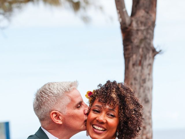 Le mariage de Dimitri et Marie Pierre à Saint-Gilles les Bains, La Réunion 28