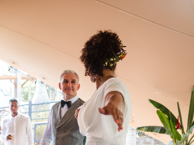 Le mariage de Dimitri et Marie Pierre à Saint-Gilles les Bains, La Réunion 56