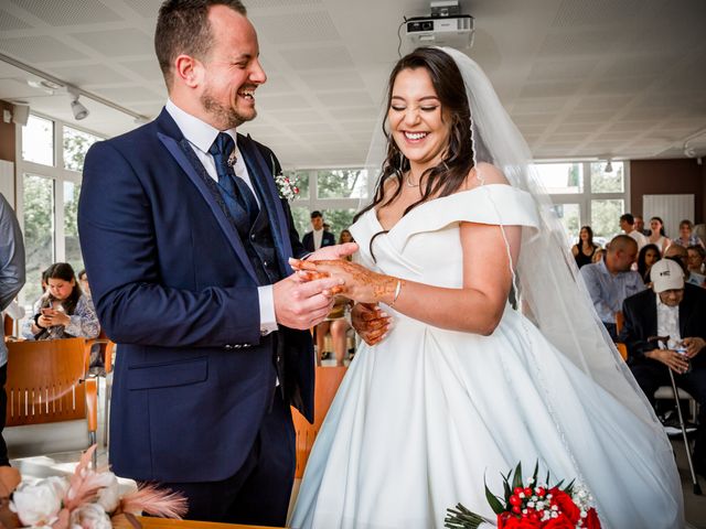 Le mariage de Antoine et Sarah à Vourles, Rhône 10