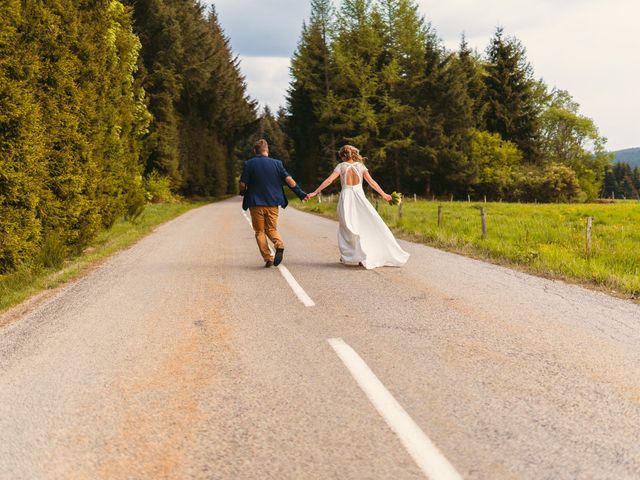 Le mariage de Thomas et Claire à Saint-Genest-Malifaux, Loire 11