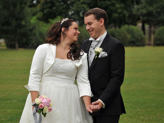 Le mariage de Julie Anne et Yoann à Morangis, Essonne 11