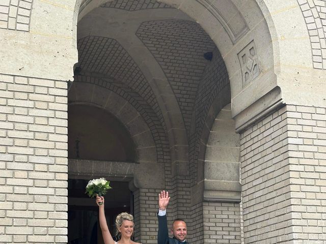 Le mariage de Lucie et Dylan à Ville, Oise 1