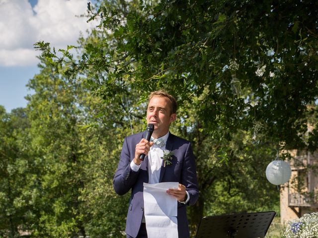 Le mariage de Benoit et Solène à Tiffauges, Vendée 97