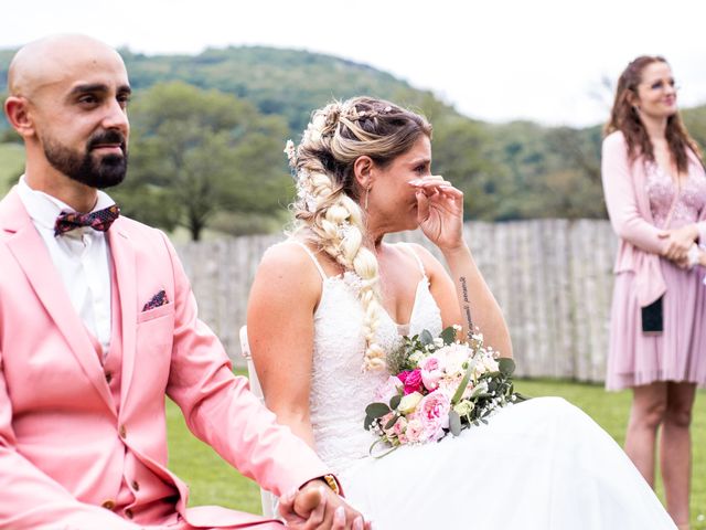 Le mariage de Floriane et Thierry à Jujurieux, Ain 17