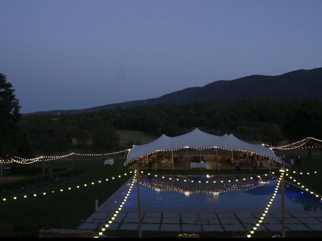 Le mariage de Delphine et Bruno à Saint-Martin-de-Castillon, Vaucluse 15