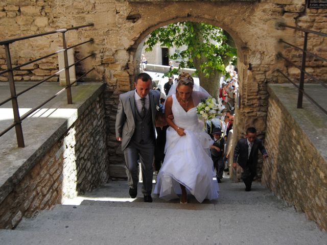 Le mariage de Guillaume et Lucie à Gordes, Vaucluse 40