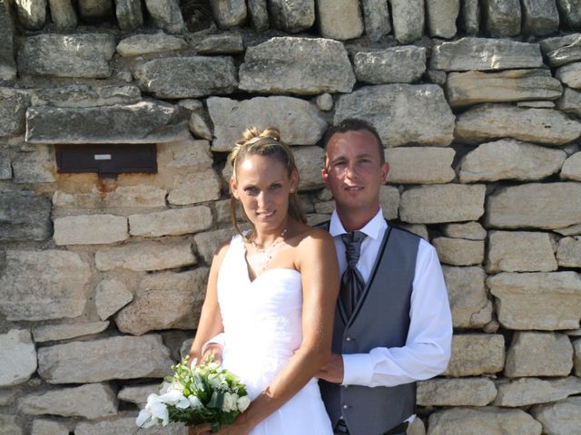 Le mariage de Guillaume et Lucie à Gordes, Vaucluse 75