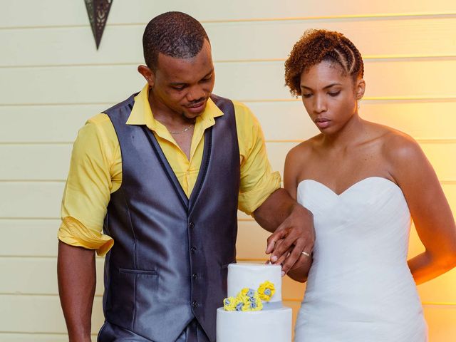 Le mariage de Jonathan et Aurélia à Fort-de-France, Martinique 13