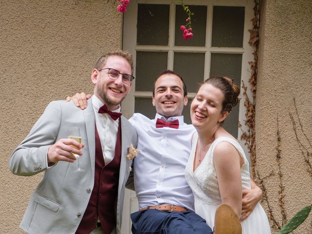 Le mariage de Grigori et Lucie à Semur-en-Auxois, Côte d&apos;Or 26