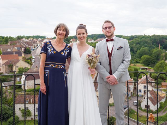 Le mariage de Grigori et Lucie à Semur-en-Auxois, Côte d&apos;Or 203