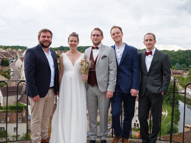 Le mariage de Grigori et Lucie à Semur-en-Auxois, Côte d&apos;Or 212