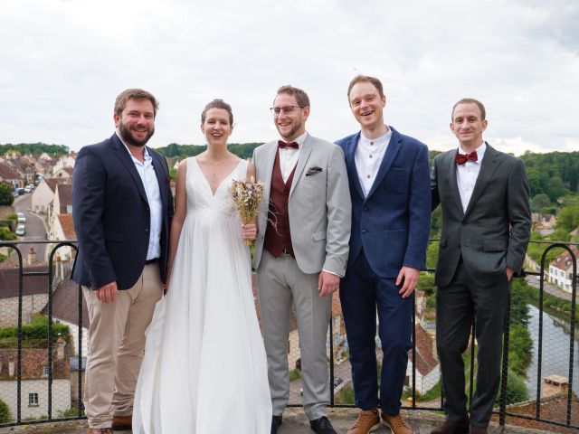 Le mariage de Grigori et Lucie à Semur-en-Auxois, Côte d&apos;Or 213