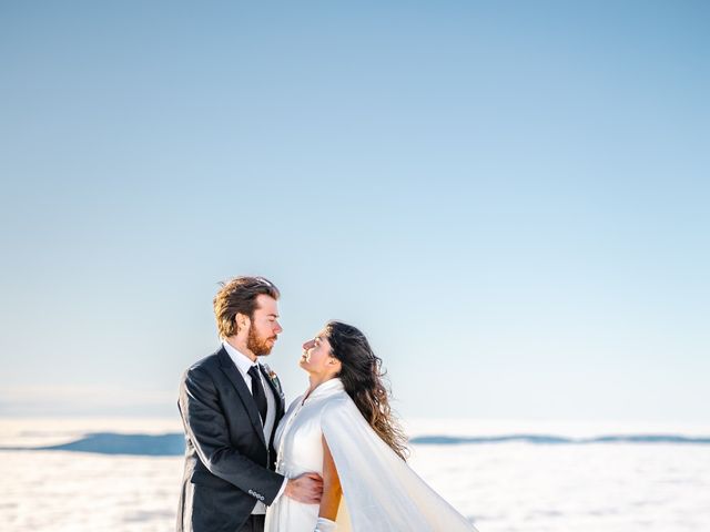 Le mariage de Romain et Sandra à Porte-de-Savoie, Savoie 15