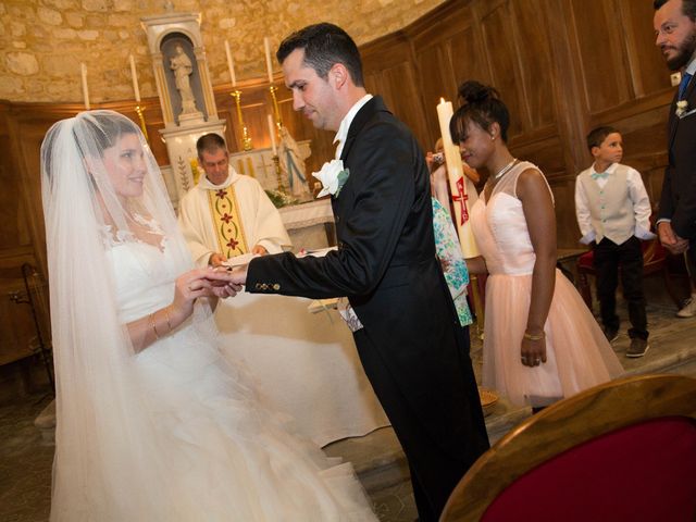 Le mariage de Benjamin et Melanie à Uzès, Gard 23