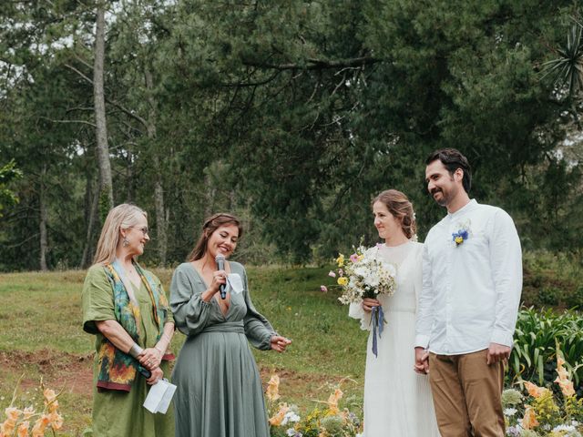 Le mariage de Omar et Michele à Manosque, Alpes-de-Haute-Provence 38