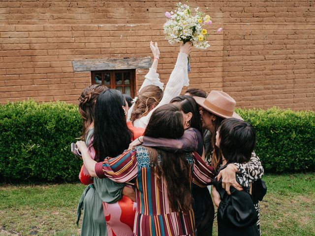 Le mariage de Omar et Michele à Manosque, Alpes-de-Haute-Provence 40