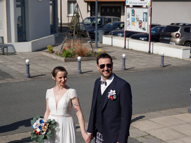 Le mariage de Jonathan et Nolwenn à Trémentines, Maine et Loire 11