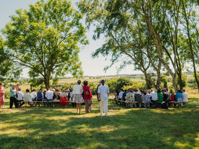 Le mariage de Romain et Clara à Plonévez-Porzay, Finistère 61