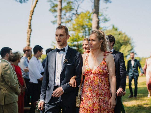 Le mariage de Romain et Clara à Plonévez-Porzay, Finistère 64