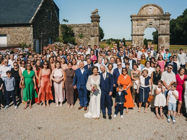 Le mariage de Romain et Clara à Plonévez-Porzay, Finistère 139